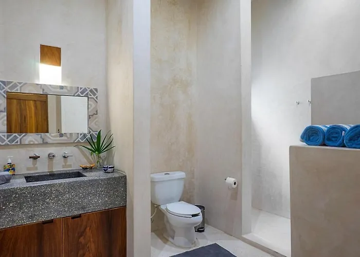Alux, La Veleta Villa *
