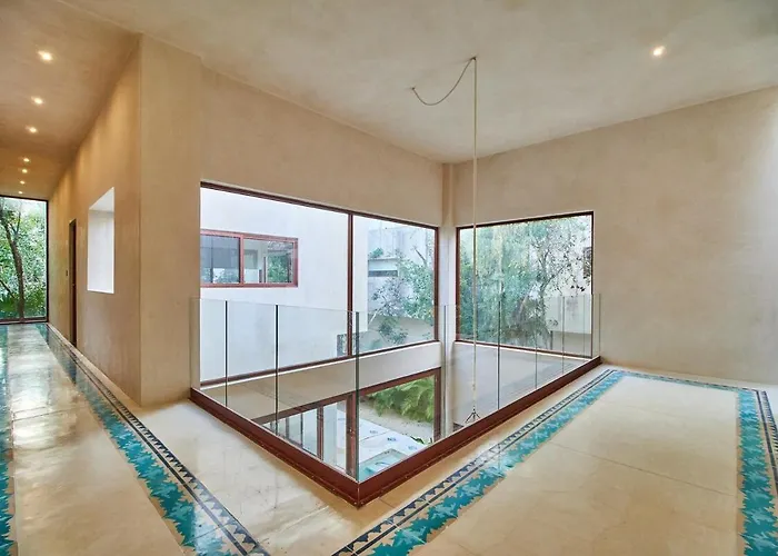 Alux, La Veleta Villa *